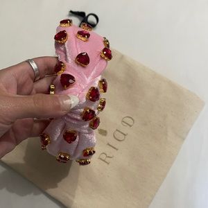 Riad Heart headband